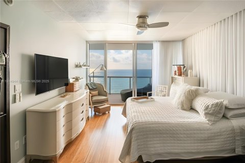 Condominio en venta en Miami Beach, Florida, 2 dormitorios, 100.71 m2 № 1970943 - foto 15