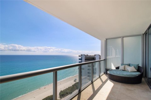 Condominio en venta en Miami Beach, Florida, 2 dormitorios, 100.71 m2 № 1970943 - foto 12