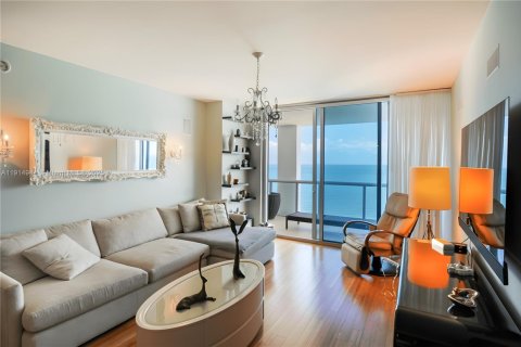 Condominio en venta en Miami Beach, Florida, 2 dormitorios, 100.71 m2 № 1970943 - foto 18