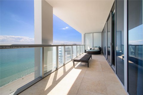 Condominio en venta en Miami Beach, Florida, 2 dormitorios, 100.71 m2 № 1970943 - foto 13