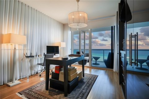 Купить кондоминиум в Майами-Бич, Флорида 2 спальни, 100.71м2, № 1970943 - фото 5