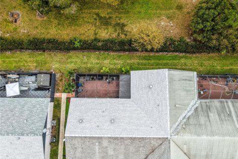 Купить виллу или дом в Уэст-Палм-Бич, Флорида 3 спальни, 123.75м2, № 2019897 - фото 18