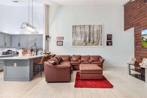 Купить виллу или дом в Уэст-Палм-Бич, Флорида 3 спальни, 123.75м2, № 2019897 - фото 14