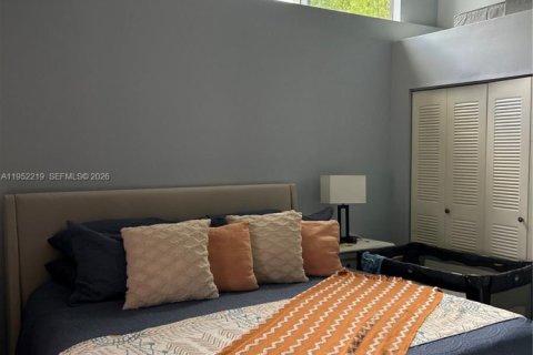 Купить виллу или дом в Уэст-Палм-Бич, Флорида 3 спальни, 123.75м2, № 2019897 - фото 4