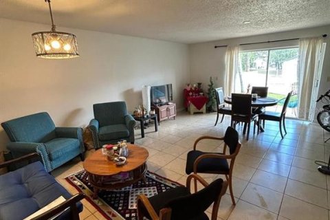 Copropriété à louer à Tampa, Floride: 3 chambres, 110.74 m2 № 2096913 - photo 8