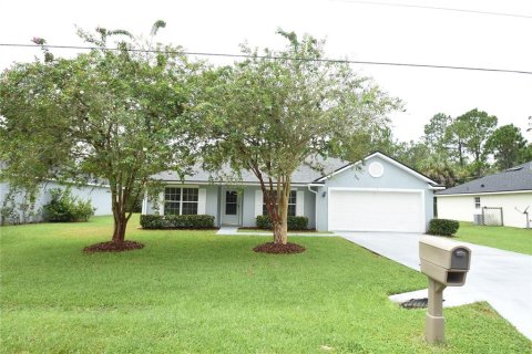 Villa ou maison à Palm Coast, Floride 4 chambres, 154.68 m2 № 2299414