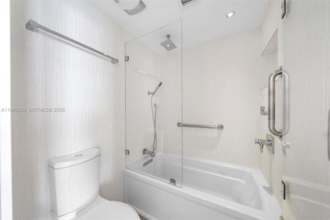 Купить кондоминиум в Майами-Бич, Флорида 2 спальни, 96.8м2, № 2023605 - фото 18