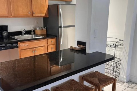Copropriété à louer à Key Biscayne, Floride: 2 chambres, 108.7 m2 № 2256680 - photo 10