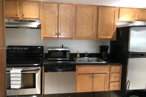 Copropriété à louer à Key Biscayne, Floride: 2 chambres, 108.7 m2 № 2256680 - photo 9