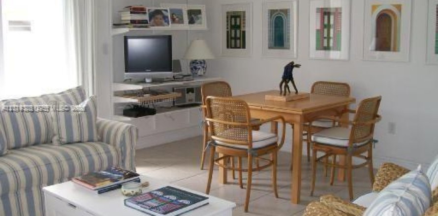Condo à Key Biscayne, Floride, 2 chambres  № 2256680