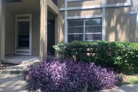 Condo in Tampa, Florida, 2 bedrooms  № 1829585 - photo 3