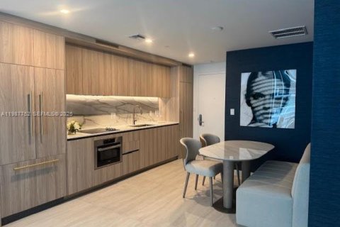 Condominio en venta en Miami, Florida, 1 dormitorio № 2056146 - foto 5