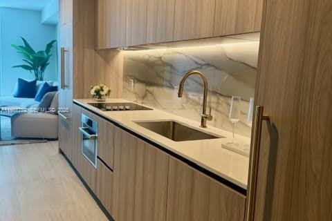 Condominio en venta en Miami, Florida, 1 dormitorio № 2056146 - foto 3