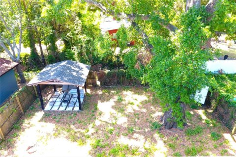 House in Tampa, Florida 3 bedrooms, 117.43 sq.m. № 1591696 - photo 27