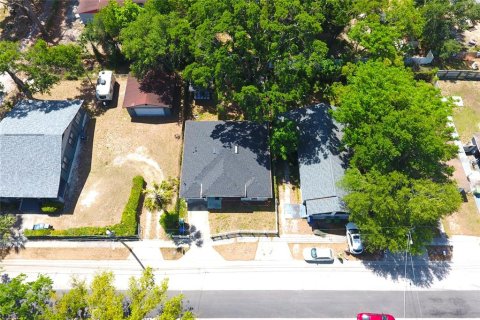 House in Tampa, Florida 3 bedrooms, 117.43 sq.m. № 1591696 - photo 21