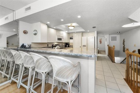Townhouse in Seminole, Florida 4 bedrooms, 206.99 sq.m. № 1734993 - photo 28