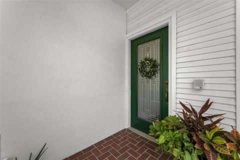 Townhouse in Seminole, Florida 4 bedrooms, 206.99 sq.m. № 1734993 - photo 13