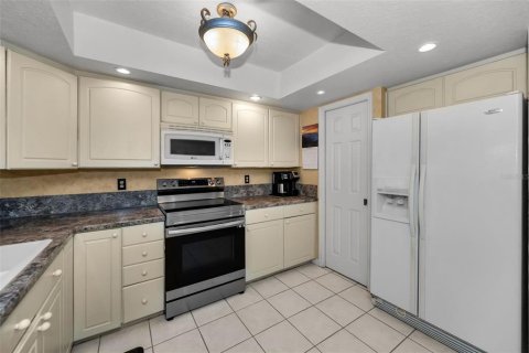 Townhouse in Seminole, Florida 4 bedrooms, 206.99 sq.m. № 1734993 - photo 29