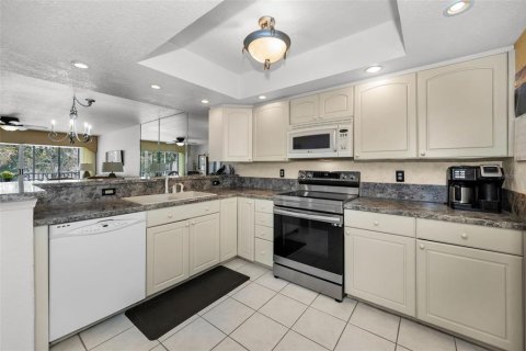 Townhouse in Seminole, Florida 4 bedrooms, 206.99 sq.m. № 1734993 - photo 30