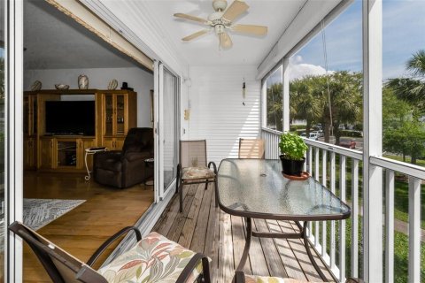Townhouse in Seminole, Florida 4 bedrooms, 206.99 sq.m. № 1734993 - photo 20