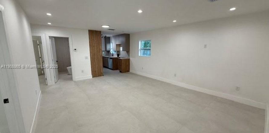 Villa ou maison à Miami, Floride 3 chambres, 108.7 m2 № 1964693