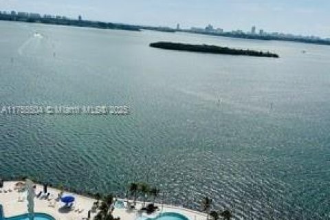 Condominio en venta en Miami, Florida, 2 dormitorios, 181.16 m2 № 1982532 - foto 23