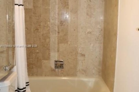 Condominio en venta en Miami, Florida, 2 dormitorios, 181.16 m2 № 1982532 - foto 8