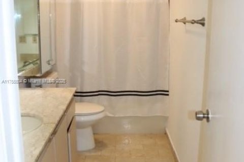 Condominio en venta en Miami, Florida, 2 dormitorios, 181.16 m2 № 1982532 - foto 7