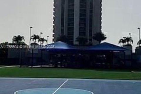 Condominio en venta en Miami, Florida, 2 dormitorios, 181.16 m2 № 1982532 - foto 22