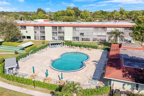 Copropriété à vendre à Palm Springs, Floride: 2 chambres, 80.36 m2 № 2258146 - photo 25