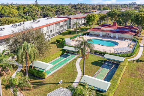 Copropriété à vendre à Palm Springs, Floride: 2 chambres, 80.36 m2 № 2258146 - photo 27