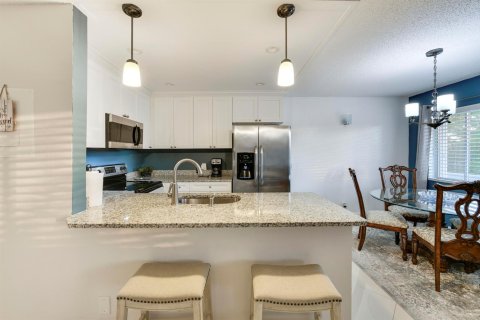 Copropriété à vendre à Palm Springs, Floride: 2 chambres, 80.36 m2 № 2258146 - photo 6