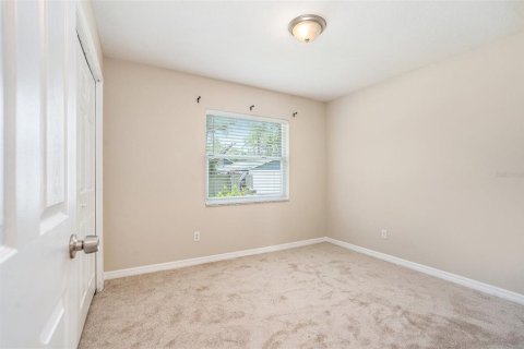 House in Tampa, Florida 3 bedrooms, 123.19 sq.m. № 1822265 - photo 15
