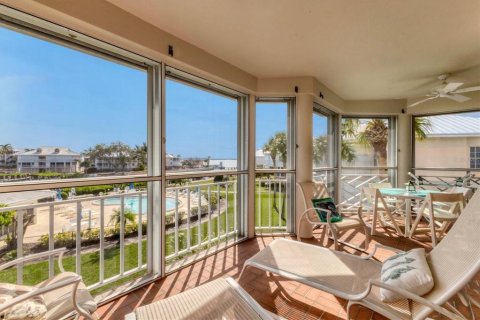 Condo in Placida, Florida, 3 bedrooms № 2097659 - photo 29