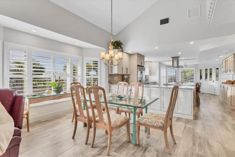 Condo in Placida, Florida, 3 bedrooms № 2097659 - photo 11