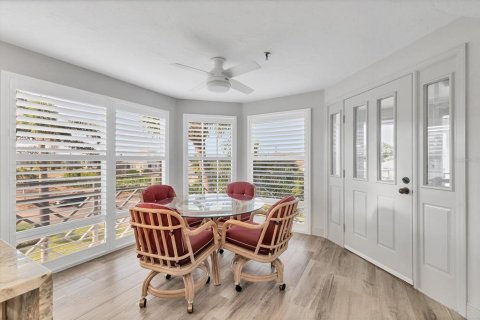 Condo in Placida, Florida, 3 bedrooms № 2097659 - photo 5