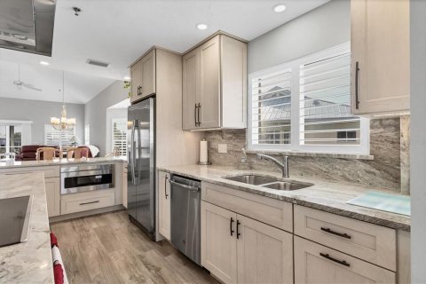Condo in Placida, Florida, 3 bedrooms № 2097659 - photo 8