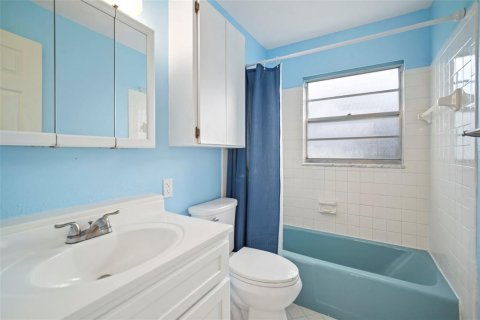 Villa ou maison à vendre à Apollo Beach, Floride: 3 chambres, 117.52 m2 № 1835611 - photo 20