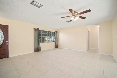 Villa ou maison à vendre à Apollo Beach, Floride: 3 chambres, 117.52 m2 № 1835611 - photo 10