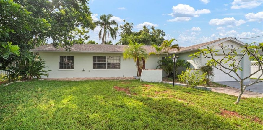 Villa ou maison à Apollo Beach, Floride 3 chambres, 117.52 m2 № 1835611