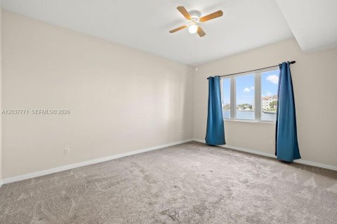 Copropriété à louer à St. Lucie, Floride: 2 chambres, 184.78 m2 № 2154606 - photo 16