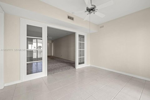 Copropriété à louer à St. Lucie, Floride: 2 chambres, 184.78 m2 № 2154606 - photo 15