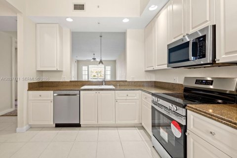 Copropriété à louer à St. Lucie, Floride: 2 chambres, 184.78 m2 № 2154606 - photo 5