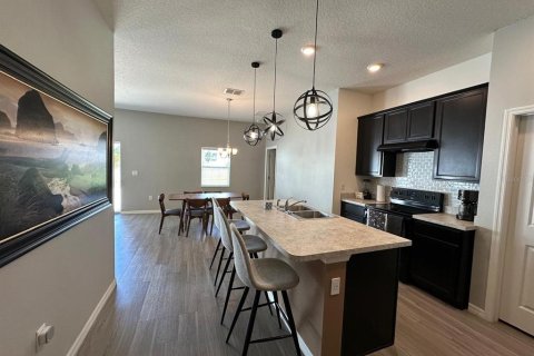 Casa en alquiler en Davenport, Florida, 3 dormitorios, 124.49 m2 № 1608716 - foto 3