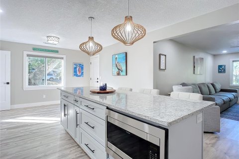 Casa en alquiler en New Smyrna Beach, Florida, 3 dormitorios, 142.6 m2 № 1904469 - foto 8