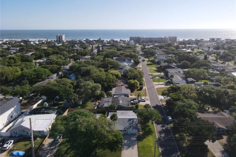 Casa en alquiler en New Smyrna Beach, Florida, 3 dormitorios, 142.6 m2 № 1904469 - foto 2