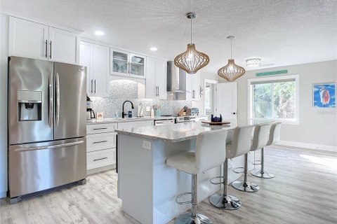 Casa en alquiler en New Smyrna Beach, Florida, 3 dormitorios, 142.6 m2 № 1904469 - foto 10