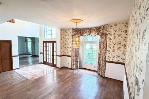 Villa ou maison à louer à Lake Mary, Floride: 4 chambres, 280.66 m2 № 2414927 - photo 5