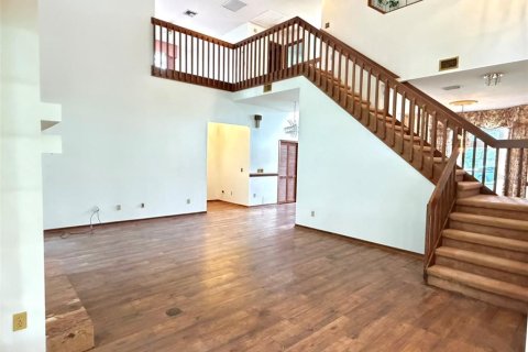 Villa ou maison à louer à Lake Mary, Floride: 4 chambres, 280.66 m2 № 2414927 - photo 9