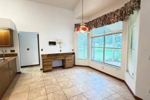 Villa ou maison à louer à Lake Mary, Floride: 4 chambres, 280.66 m2 № 2414927 - photo 13